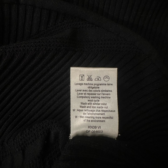 Louis Vuitton Rib-Knit Sweater | Uniforms - Picture 4 of 5